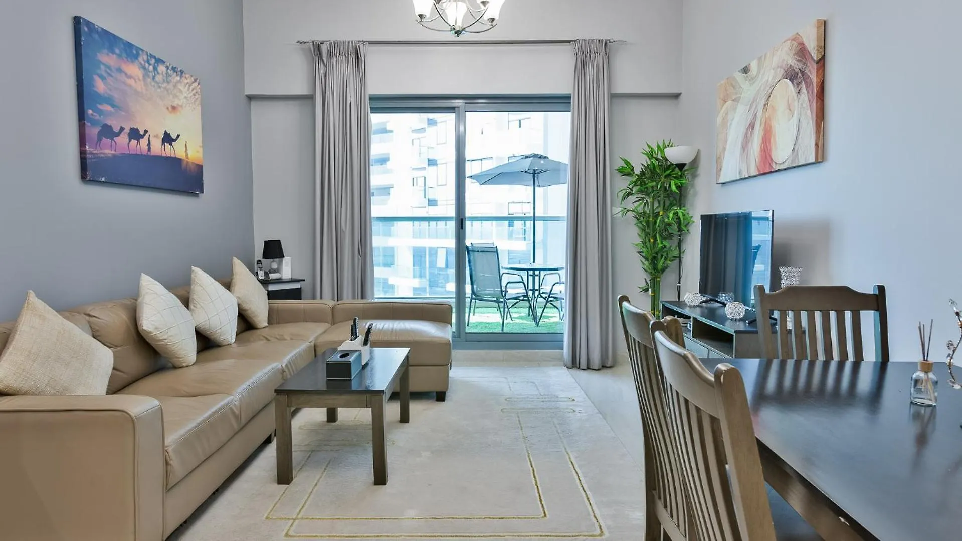 Stylish Apartment In Business Bay Dubaj