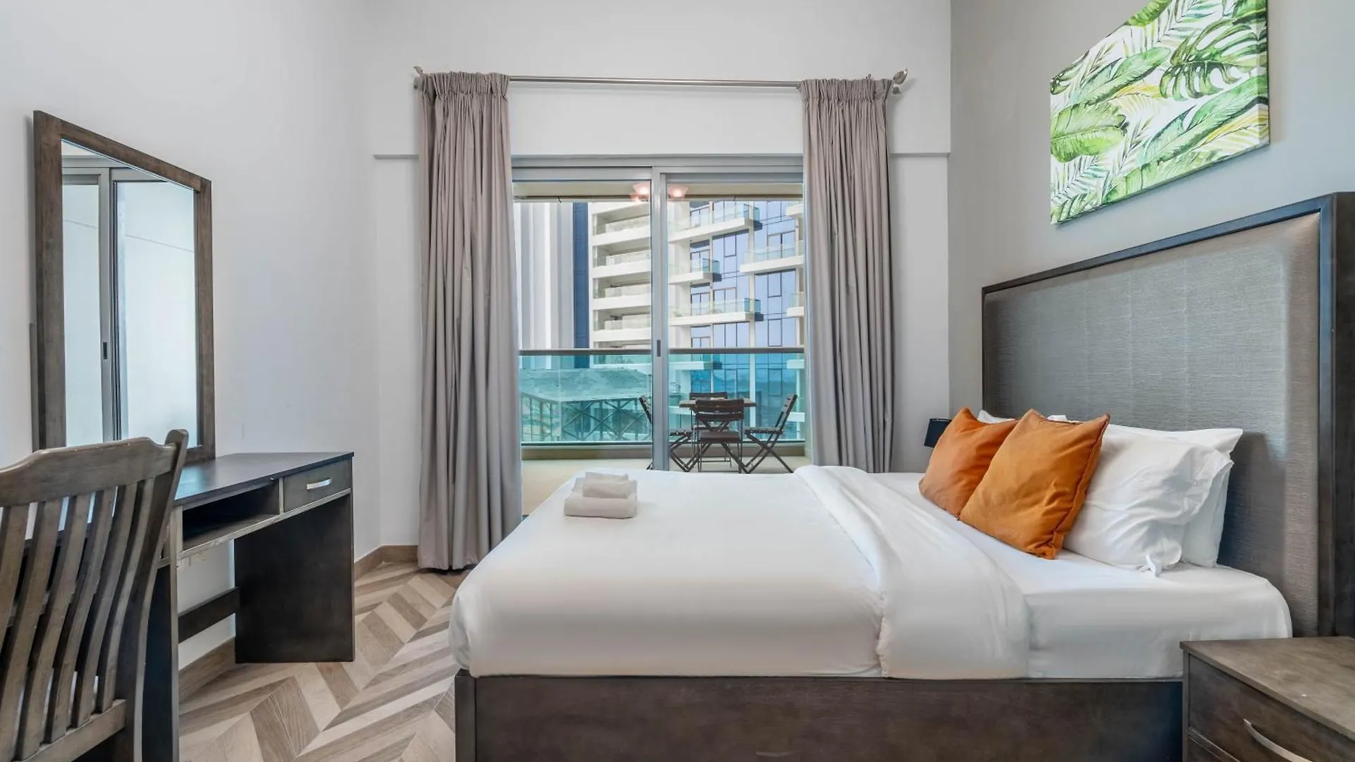 Stylish Apartment In Business Bay Dubaj